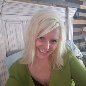 Meet your Posher, Jenifer